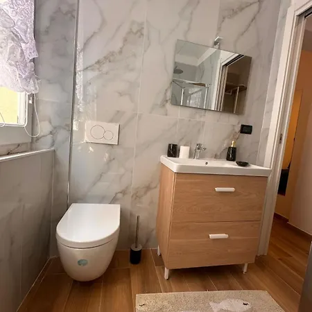 Via Prione 3* Специя