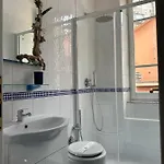 Via Prione 3* La Spezia