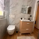 Via Prione 3* La Spezia
